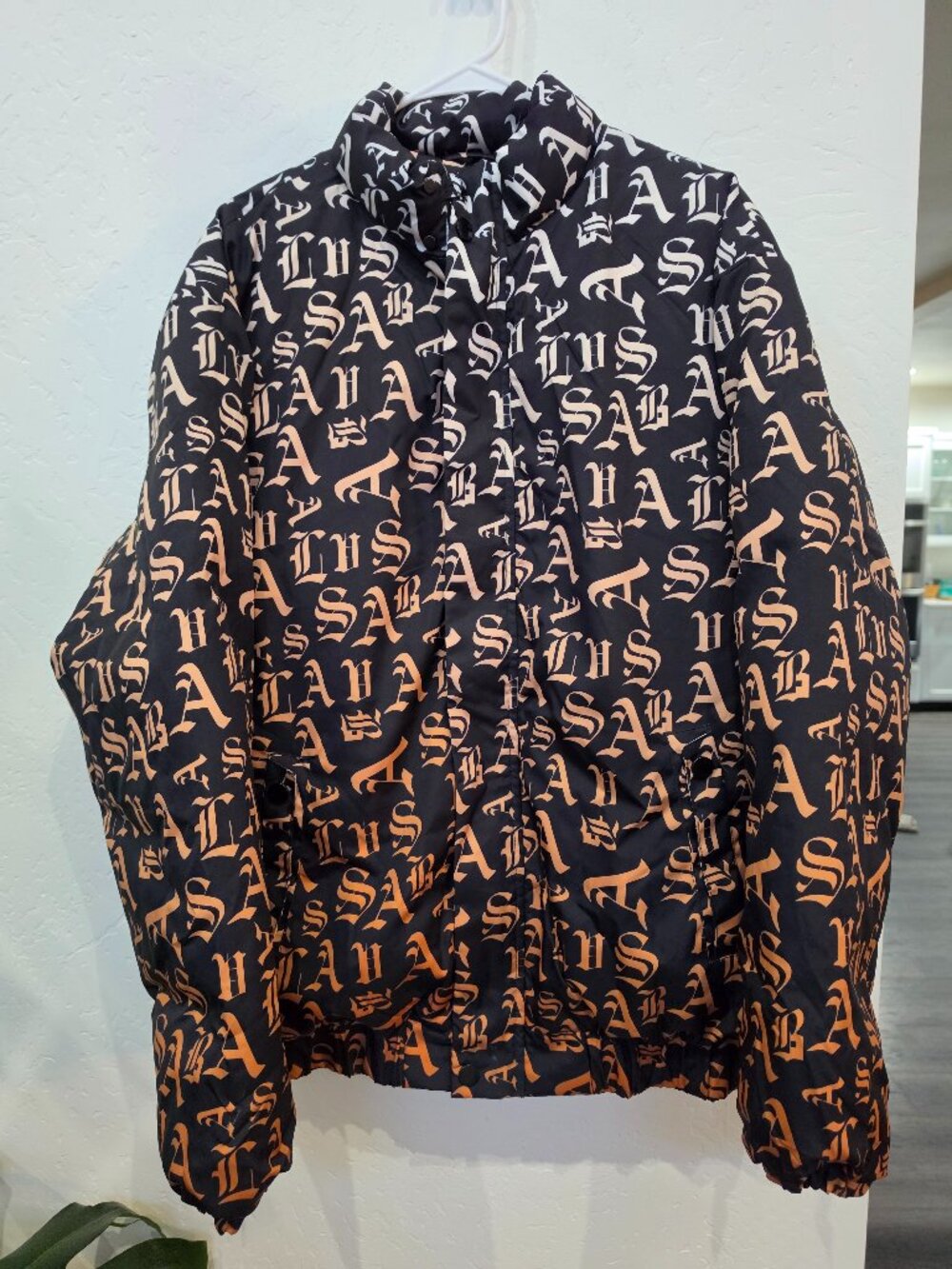 Valabasas All Over Print Monogram Puffer Jacket Streetwear Men’s Size Medium